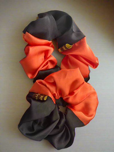 Hallow scrunchie